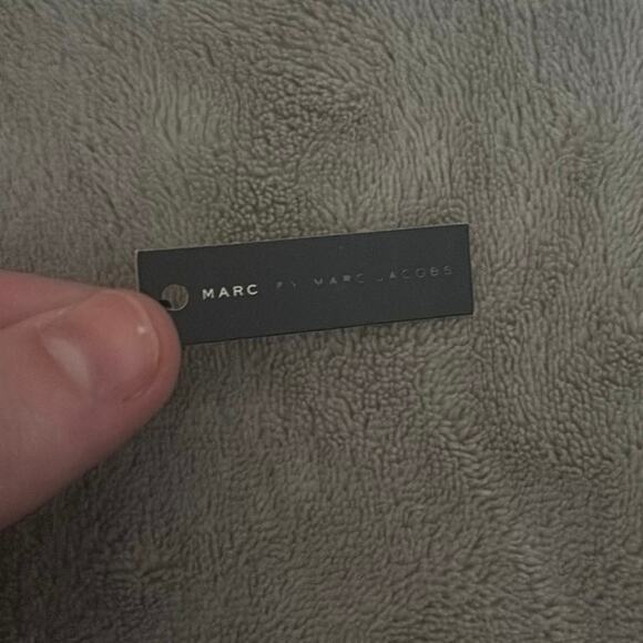 NWT Marc by Marc Jacobs pink silicone bracelet - Picture 4 of 4